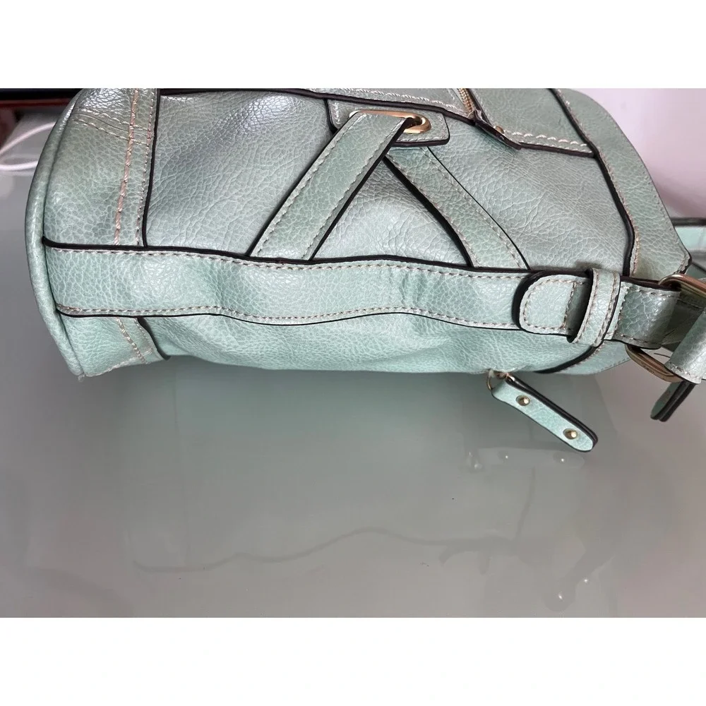 b.o.c. Born Concept Light Green Pebbled Faux Leather Crossbody Bag Purse
